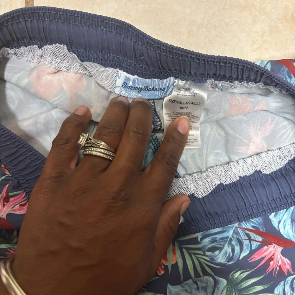 Tommy Bahama floral swim trunks boys 10/12